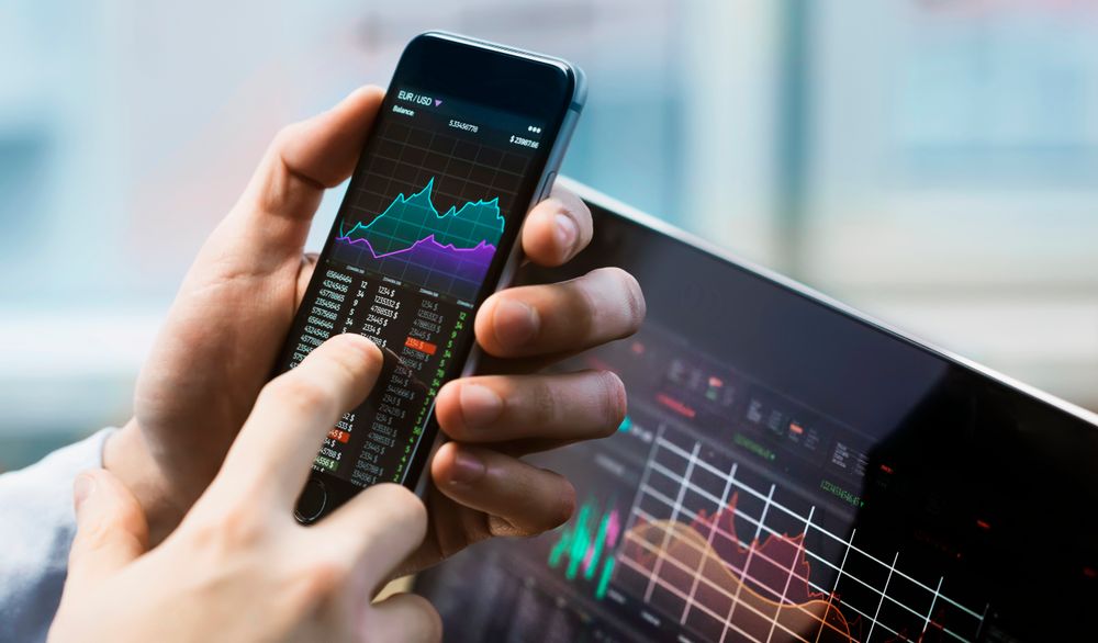 How to Start an Online Trading Business Using a Personal Loan?