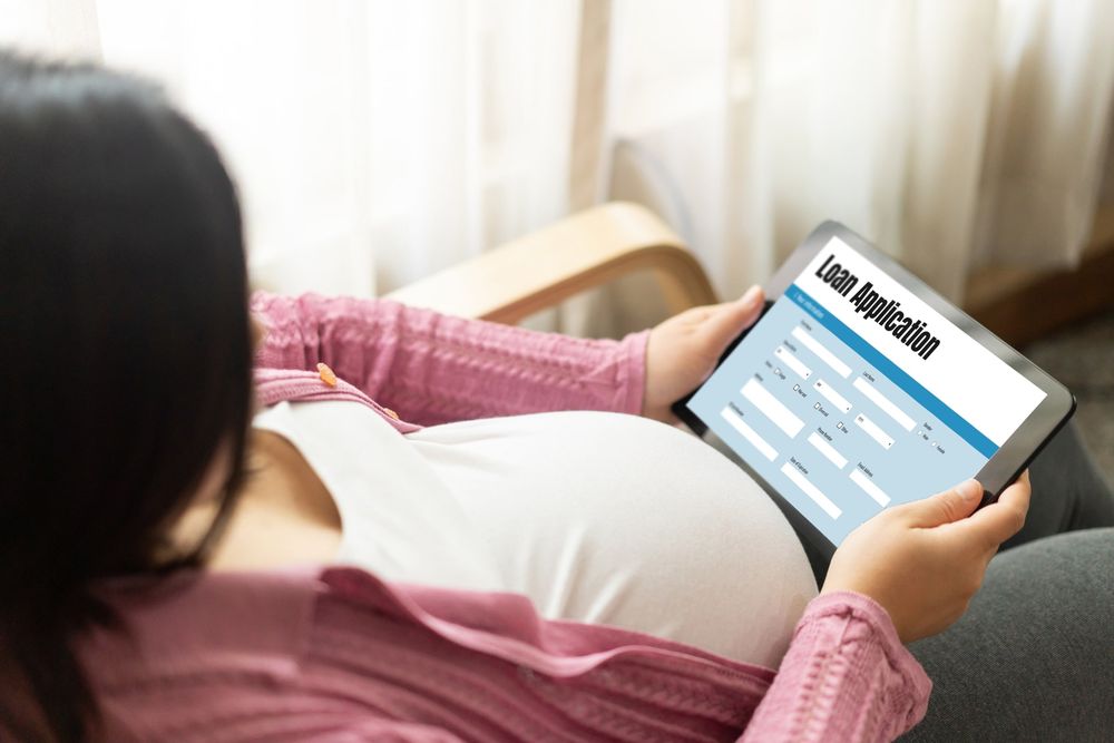 The Benefits of Obtaining a Personal Loan for Maternity Expenses